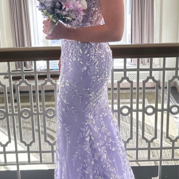 Sherry Hill Prom Dress 56986 size 4 - Picture 2 of 4